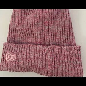 MLB Yankees pink beanie